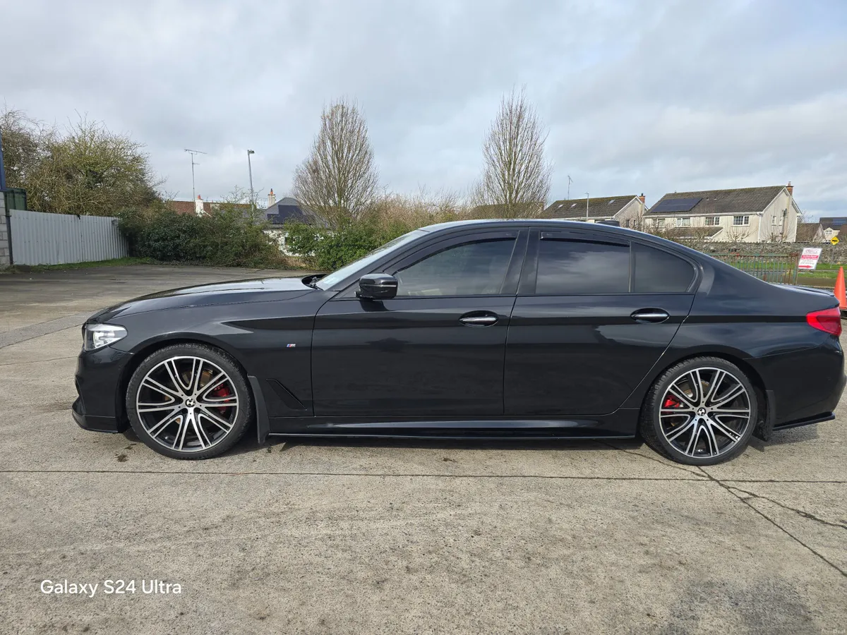 BMW 5-Series  G30 520d M Sport - Image 4