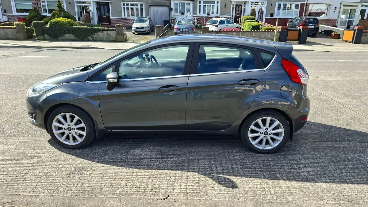 Ford Fiesta 2017 - Image 4
