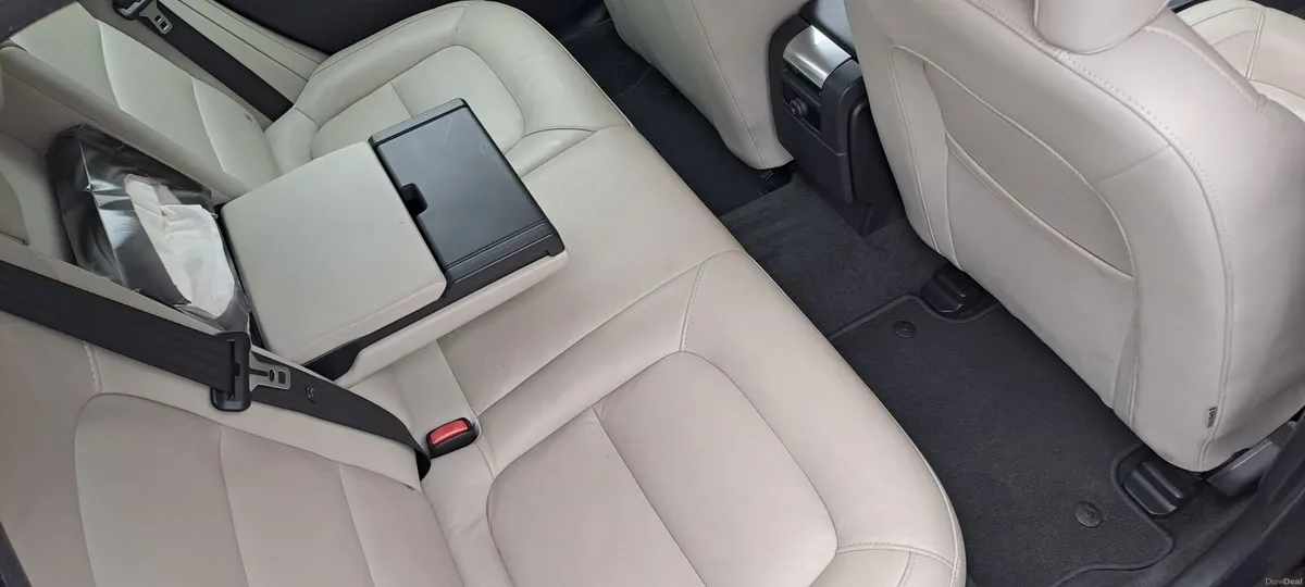 Volvo V70 2016 - Image 4