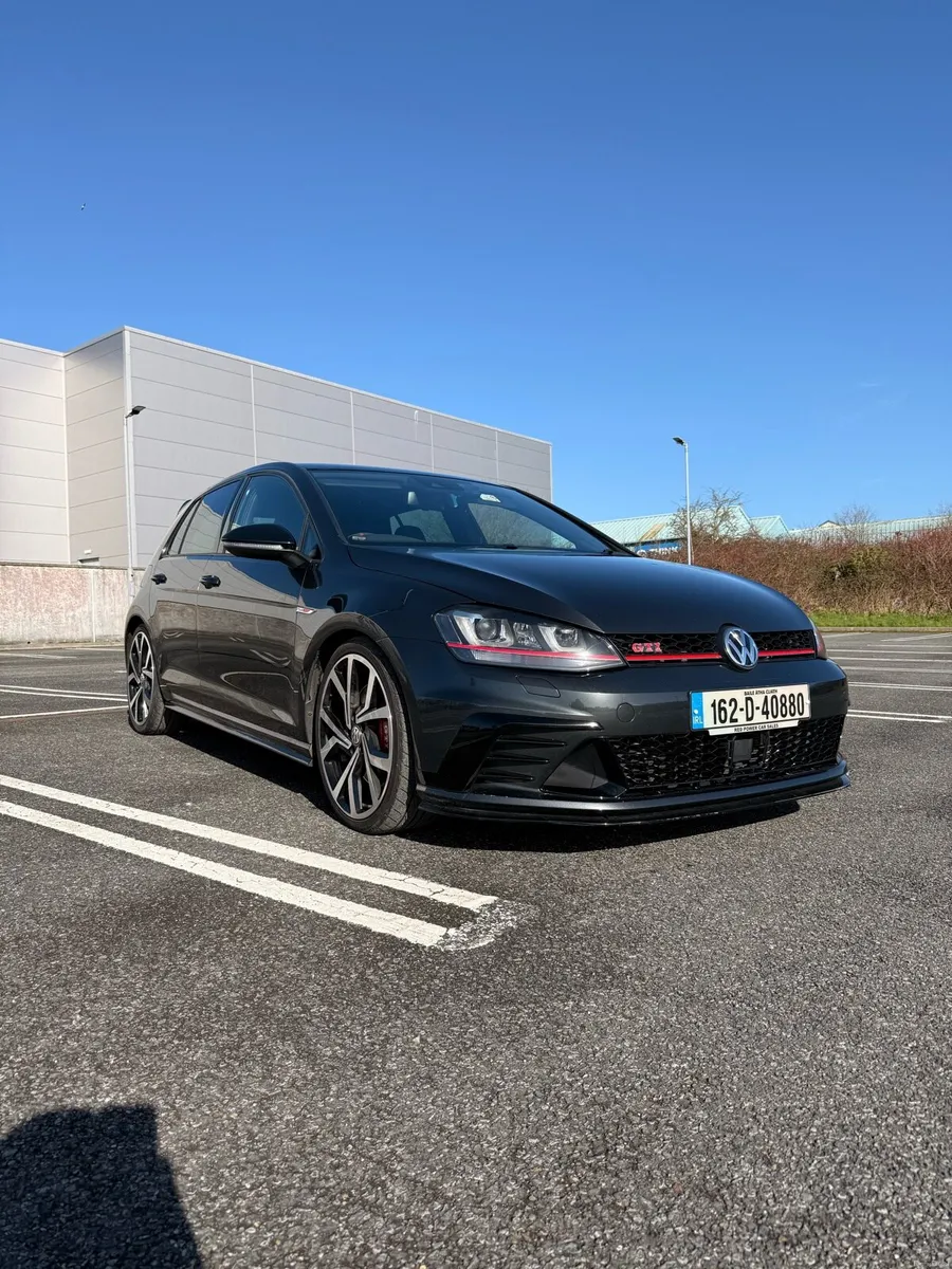 Volkswagen Golf GTI Clubsport Track Edition 40 - Image 2