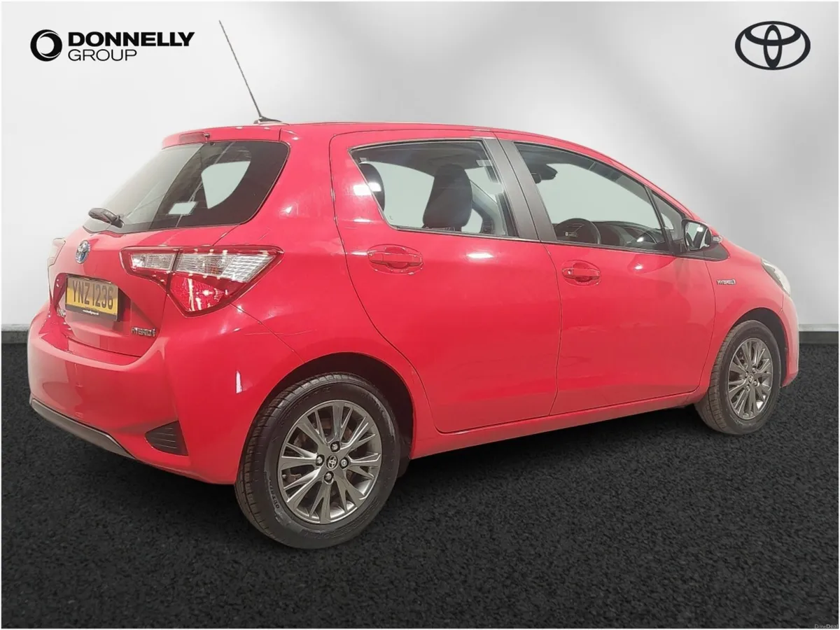 Toyota Yaris Hatchback Icon - Image 4