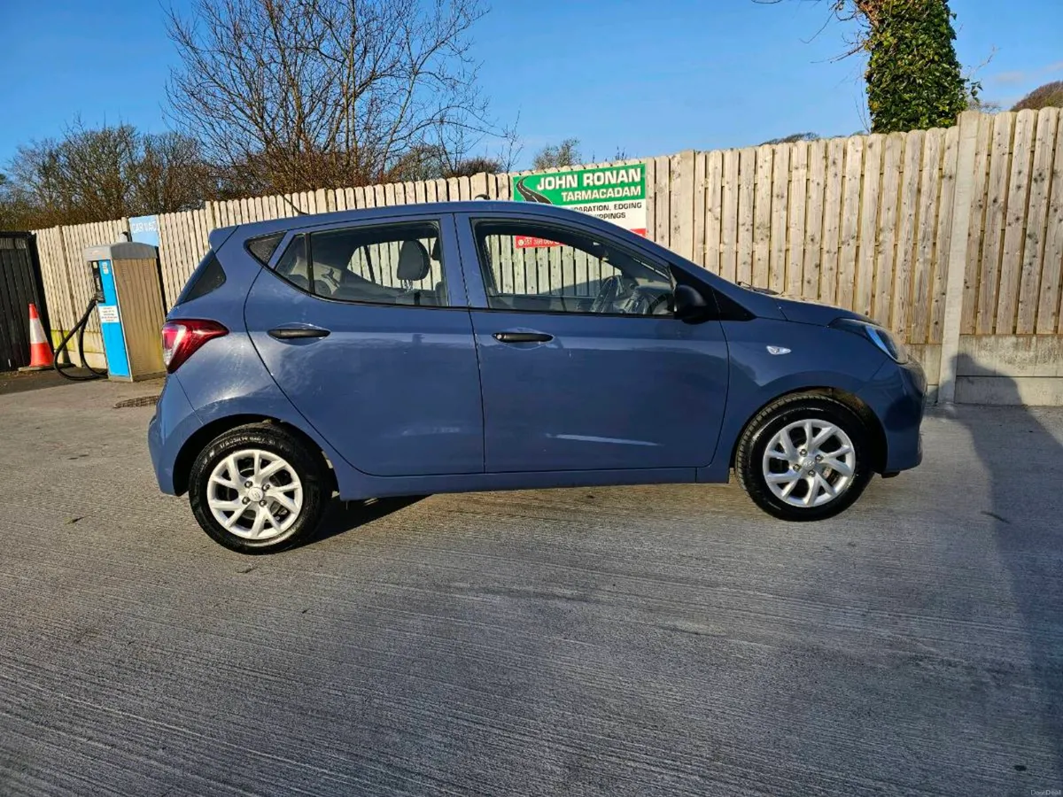 Hyundai i10 2017 - Image 3