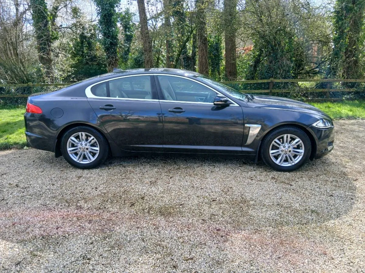 Jaguar XF 2.2 D AUTO LOW KLMS.NEW NCT - Image 1