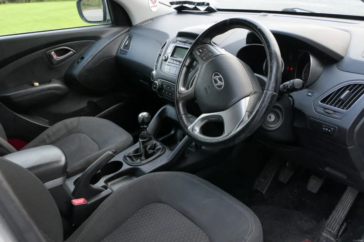 2012 Hyundai ix35 - Image 2