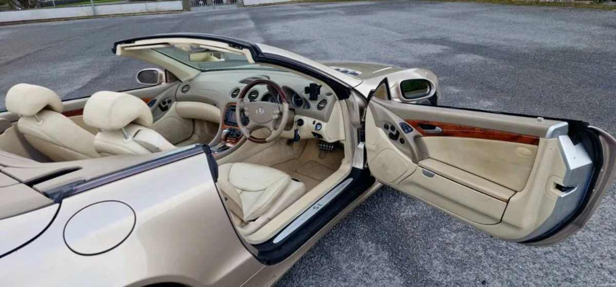 Mercedes SL500 5.0L V8 2002 Convertible - Image 6