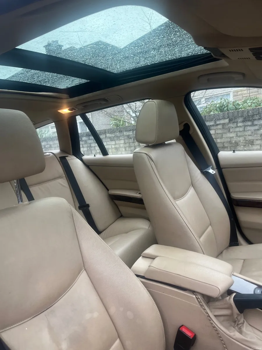 BMW 3-Series 2008 - Image 1