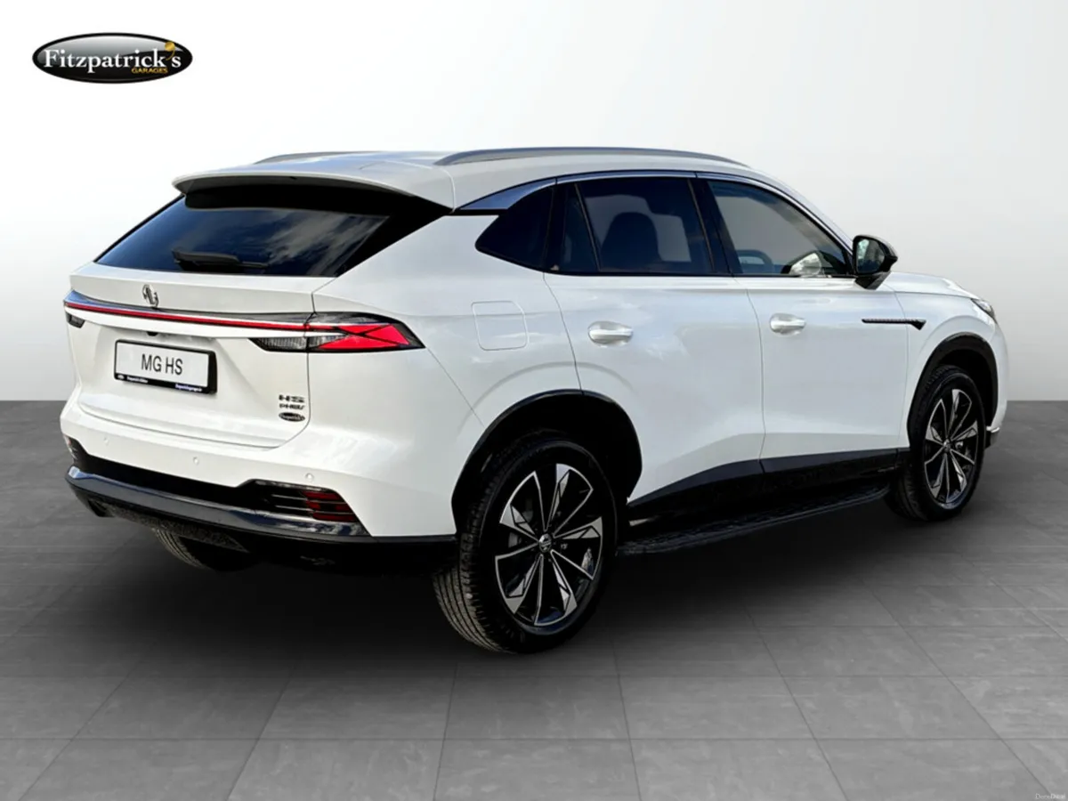 2026 MG HS Phev - Image 2