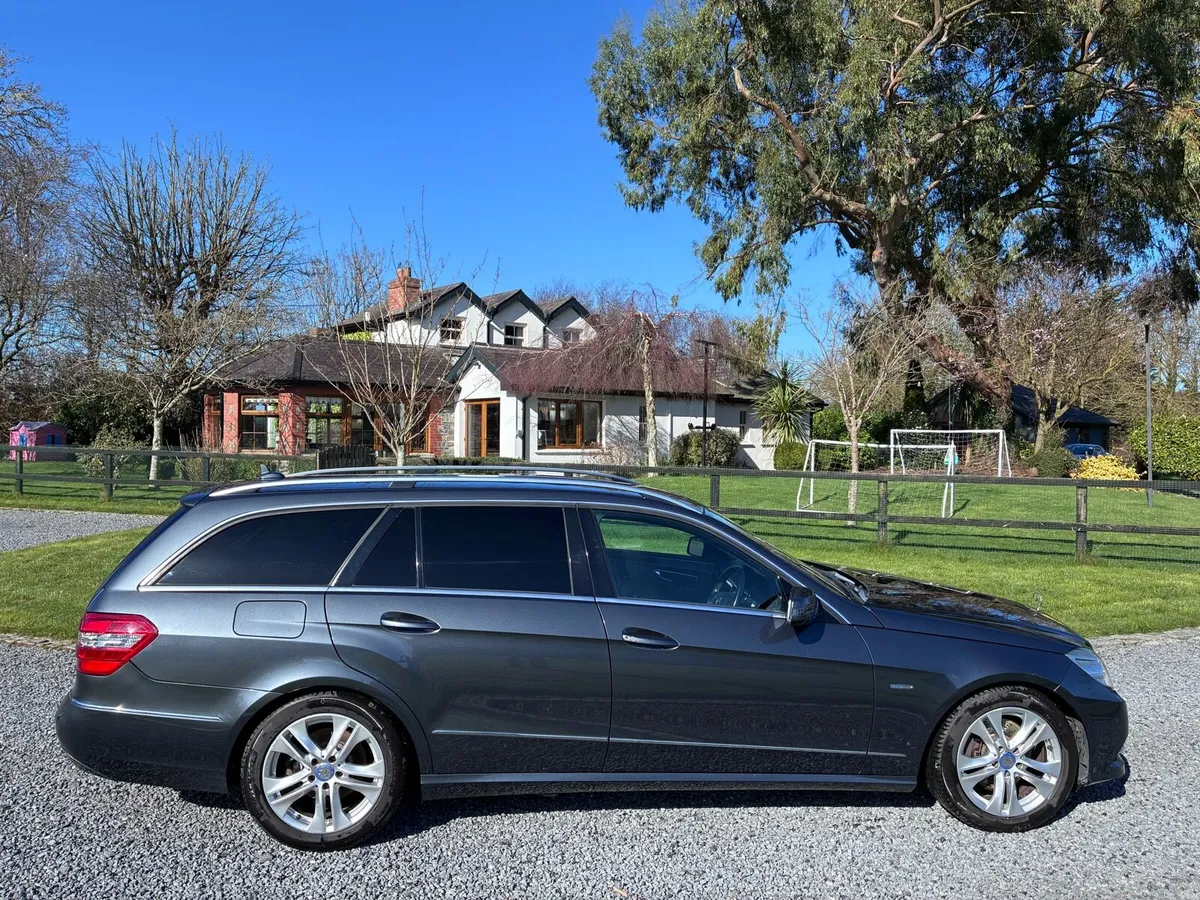 E350 CDi - Brabus - 7 seater - Low Mileage - Image 3