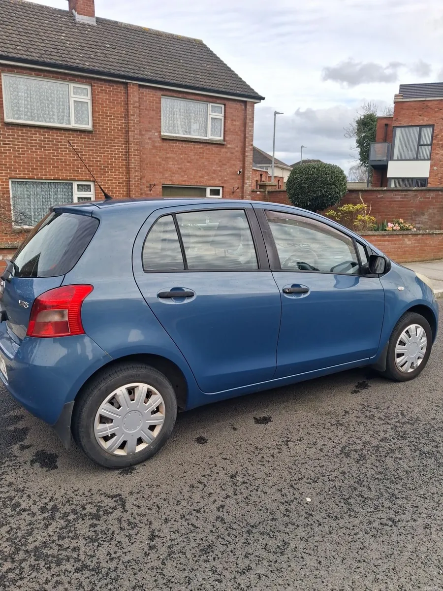 Toyota Yaris 2006 - Image 4
