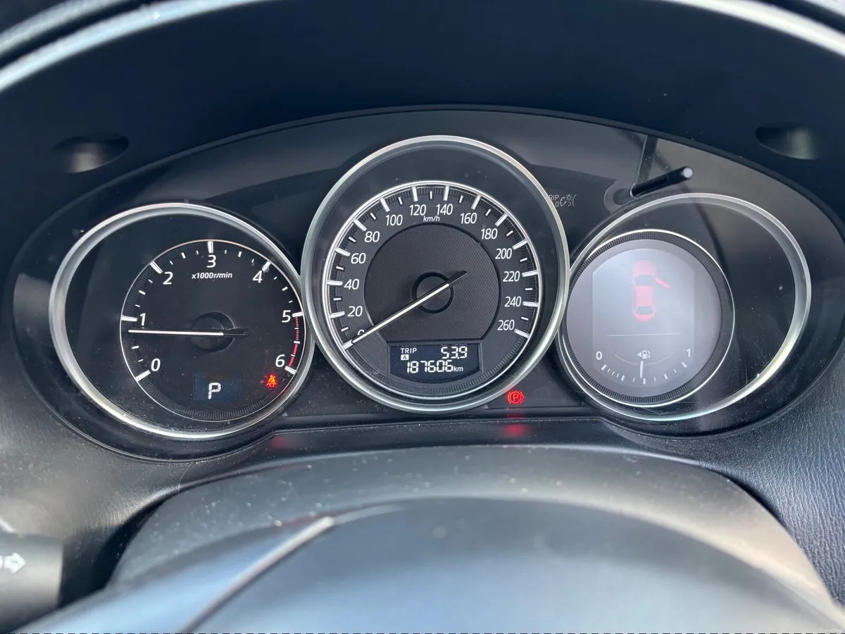 Mazda CX-5 4WD automatic - Image 4