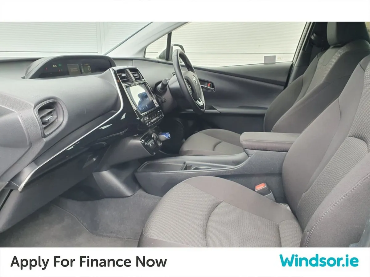 Toyota Prius 2020 1.8 Hybrid - Image 3
