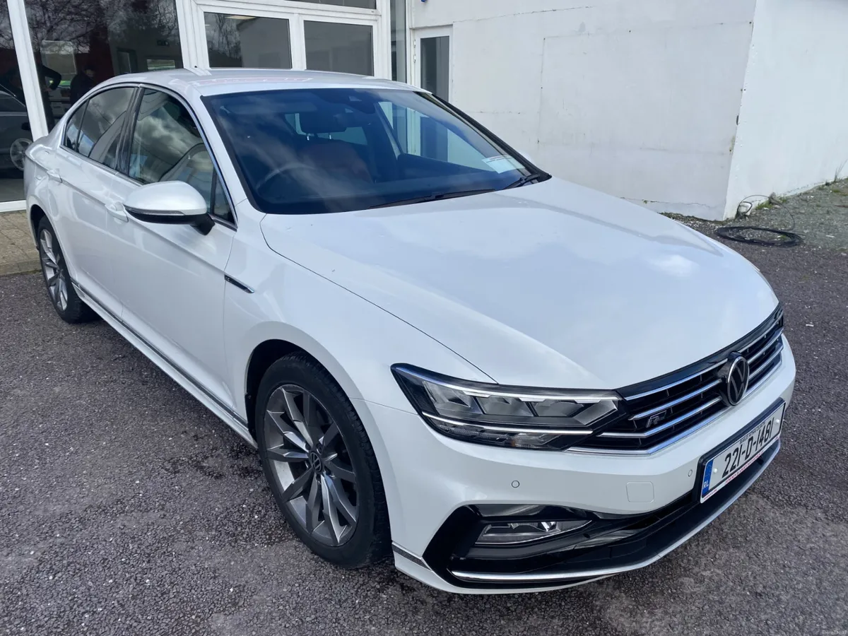 2022 Volkswagen Passat R-LINE 2.0 TDI MANUAL 6SPEE - Image 1