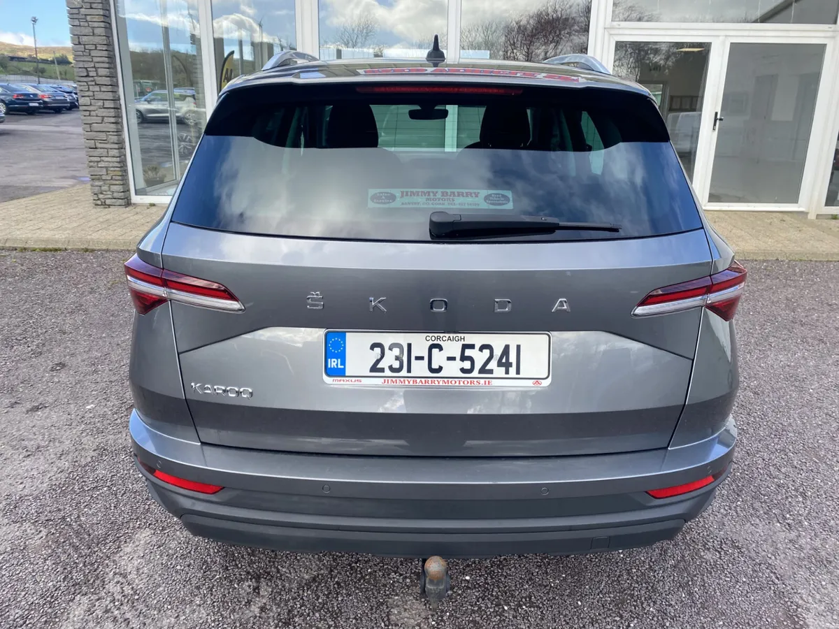 2023 Skoda Karoq STYLE 1.0 TSI 110HP 5 5DR - Image 4