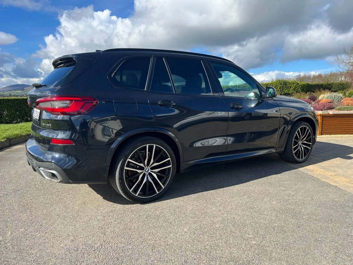 BMW X5 - Image 2