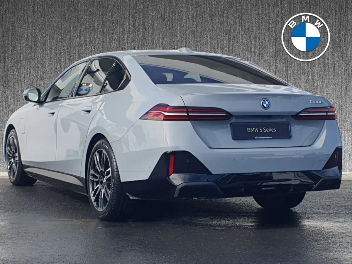 BMW 5-Series 530e M Sport Saloon - Image 2
