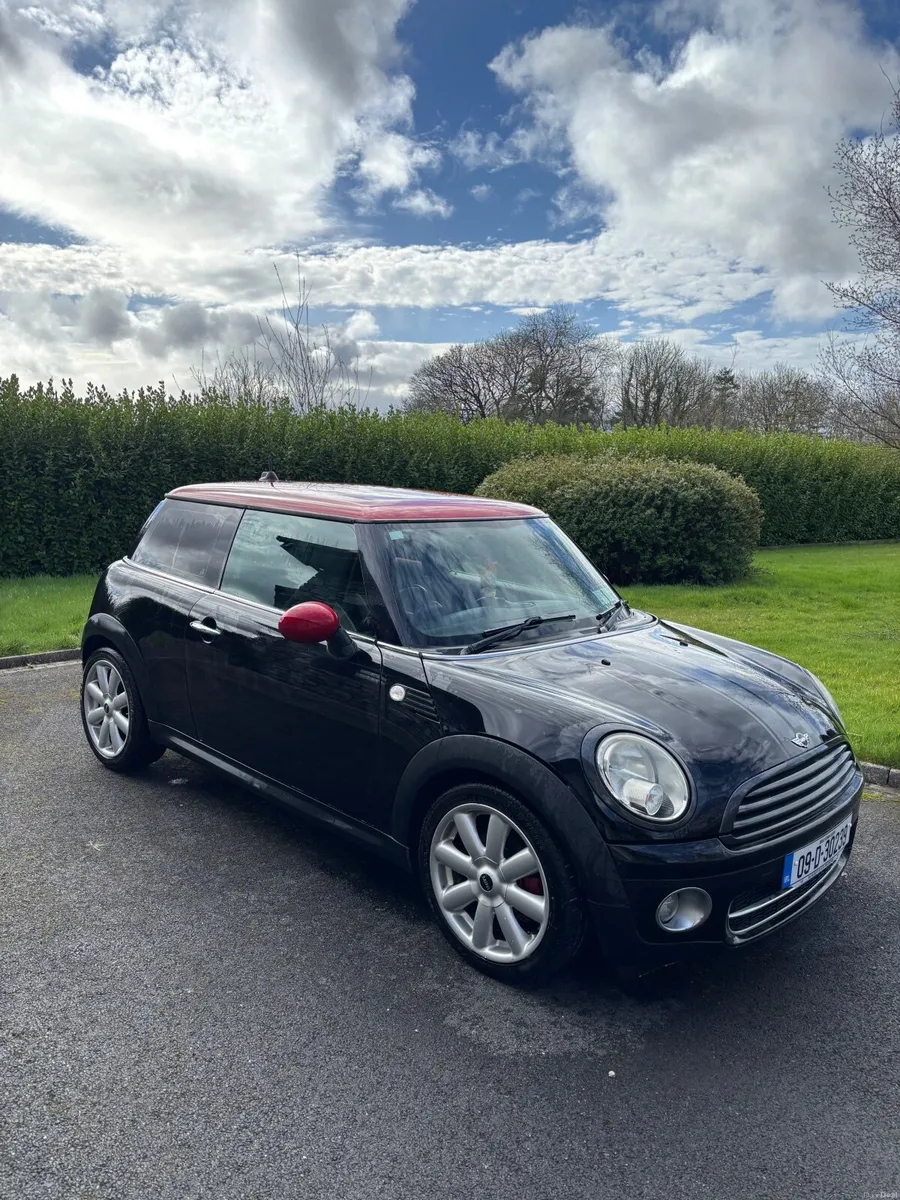 Mini Cooper 2009 - Image 2