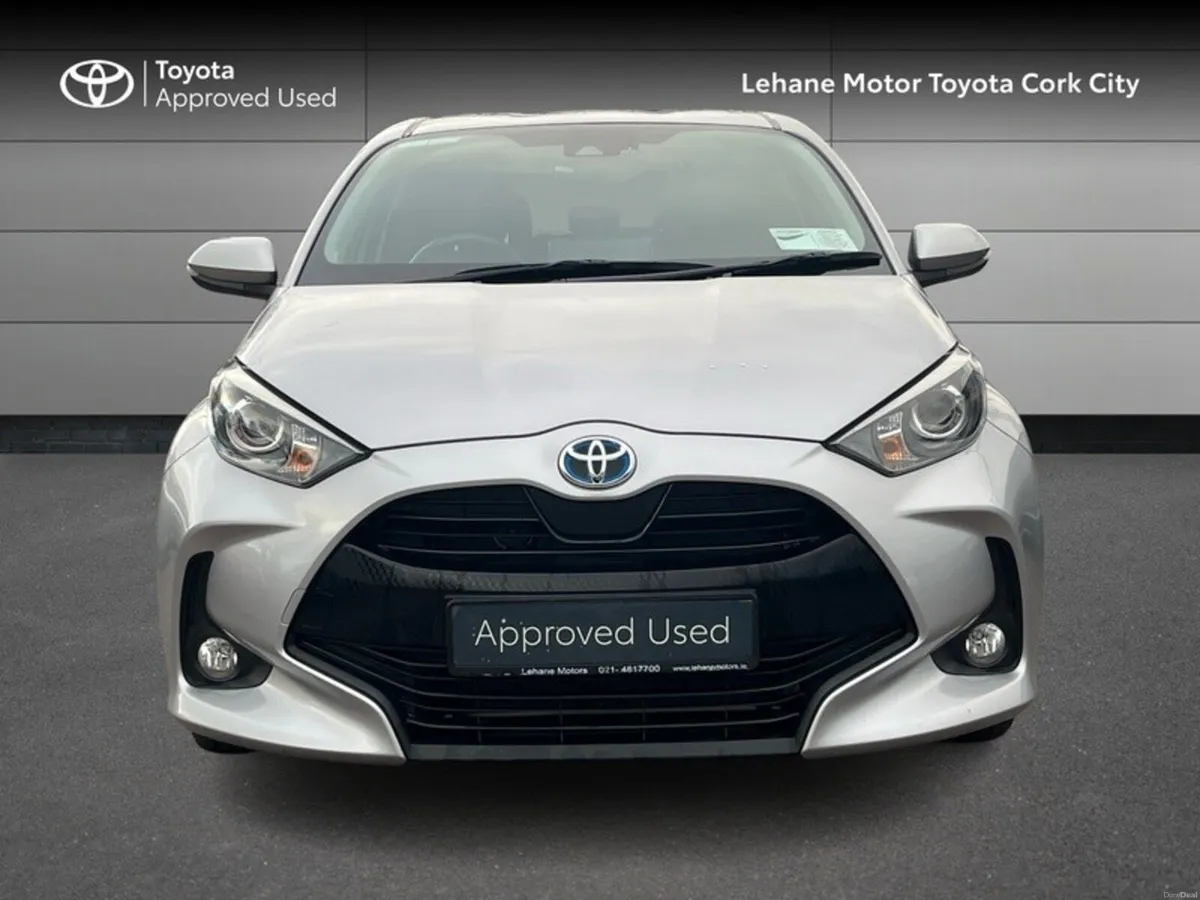 Toyota Yaris HYBRID L/SPORT - Image 5