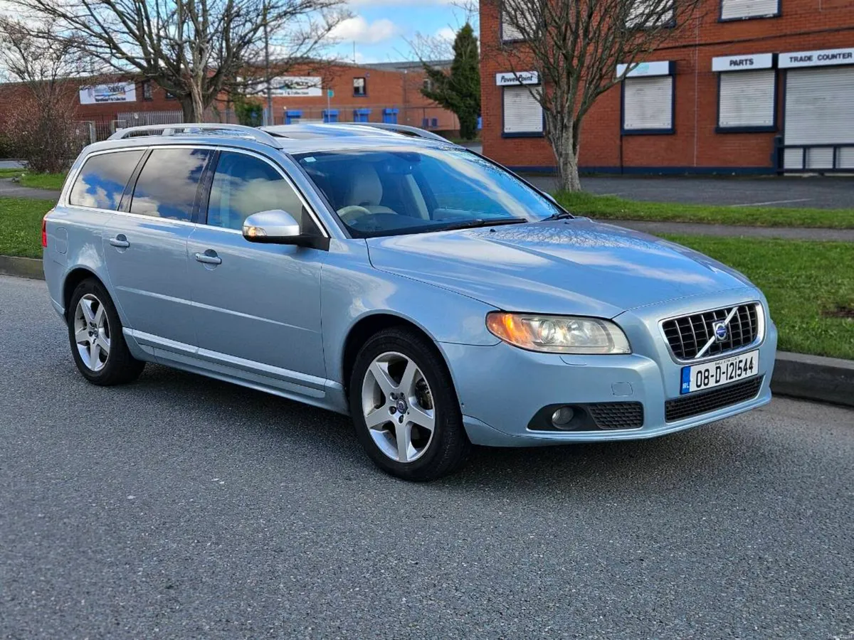 Volvo V70 2.0 Diesel NCT - Image 1