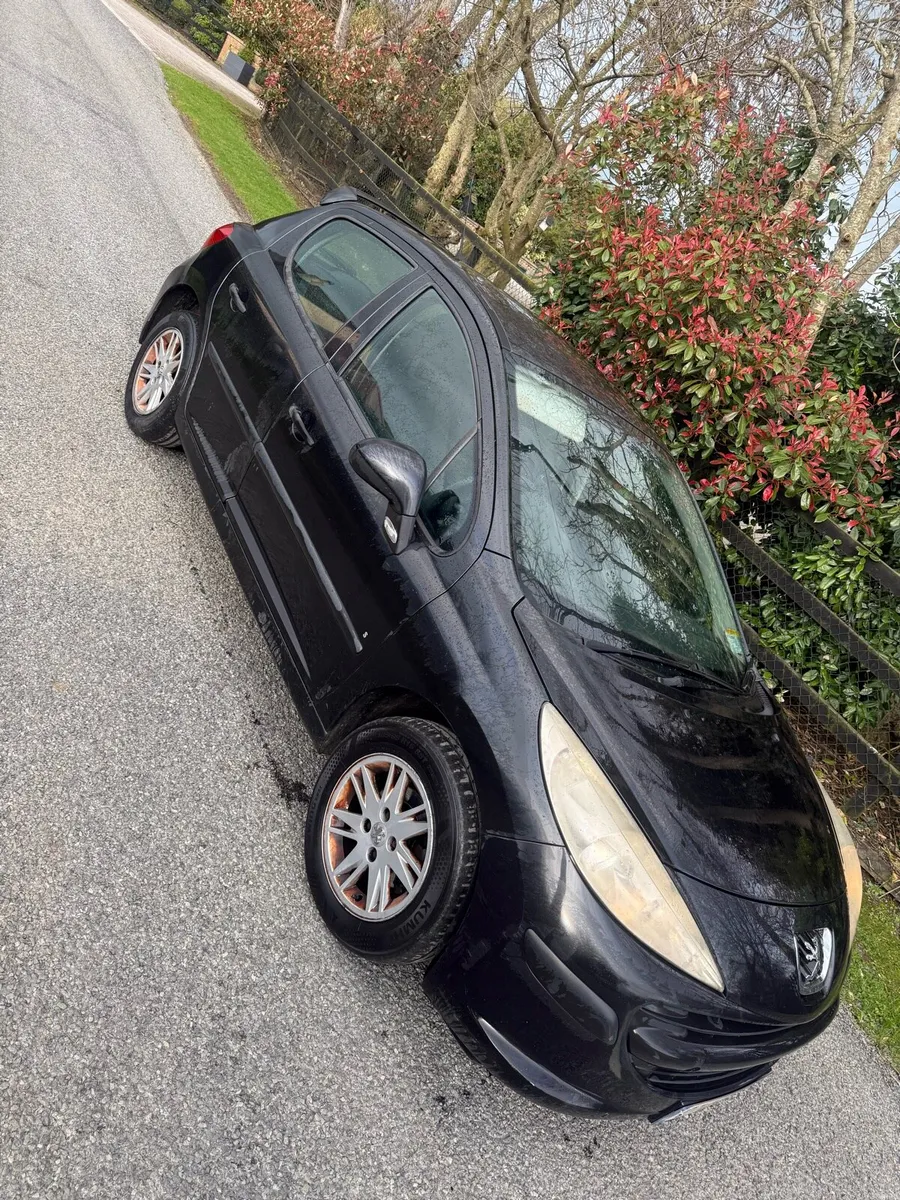 Peugeot 207 - Image 1