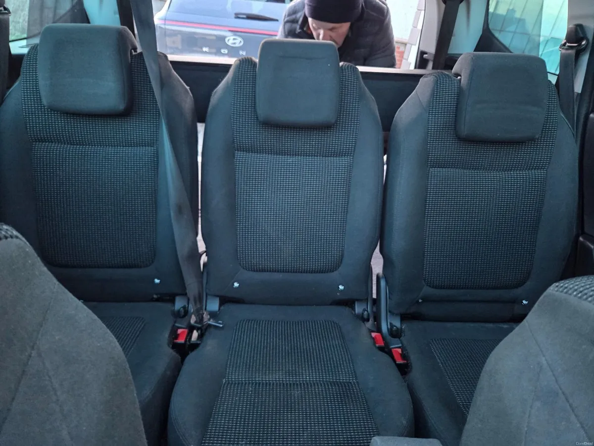 Peugeot 5008 2013 - Image 4