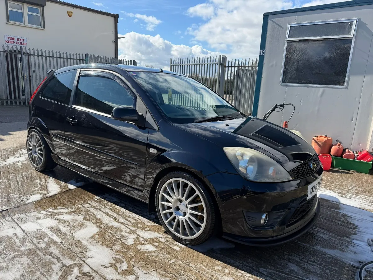 Ford Fiesta ST150 - Image 3