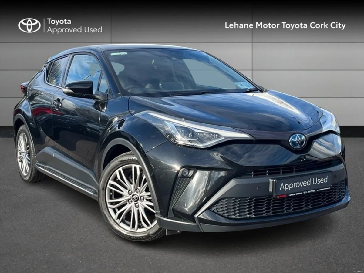 Toyota C-HR HYBRID SOL - Image 1