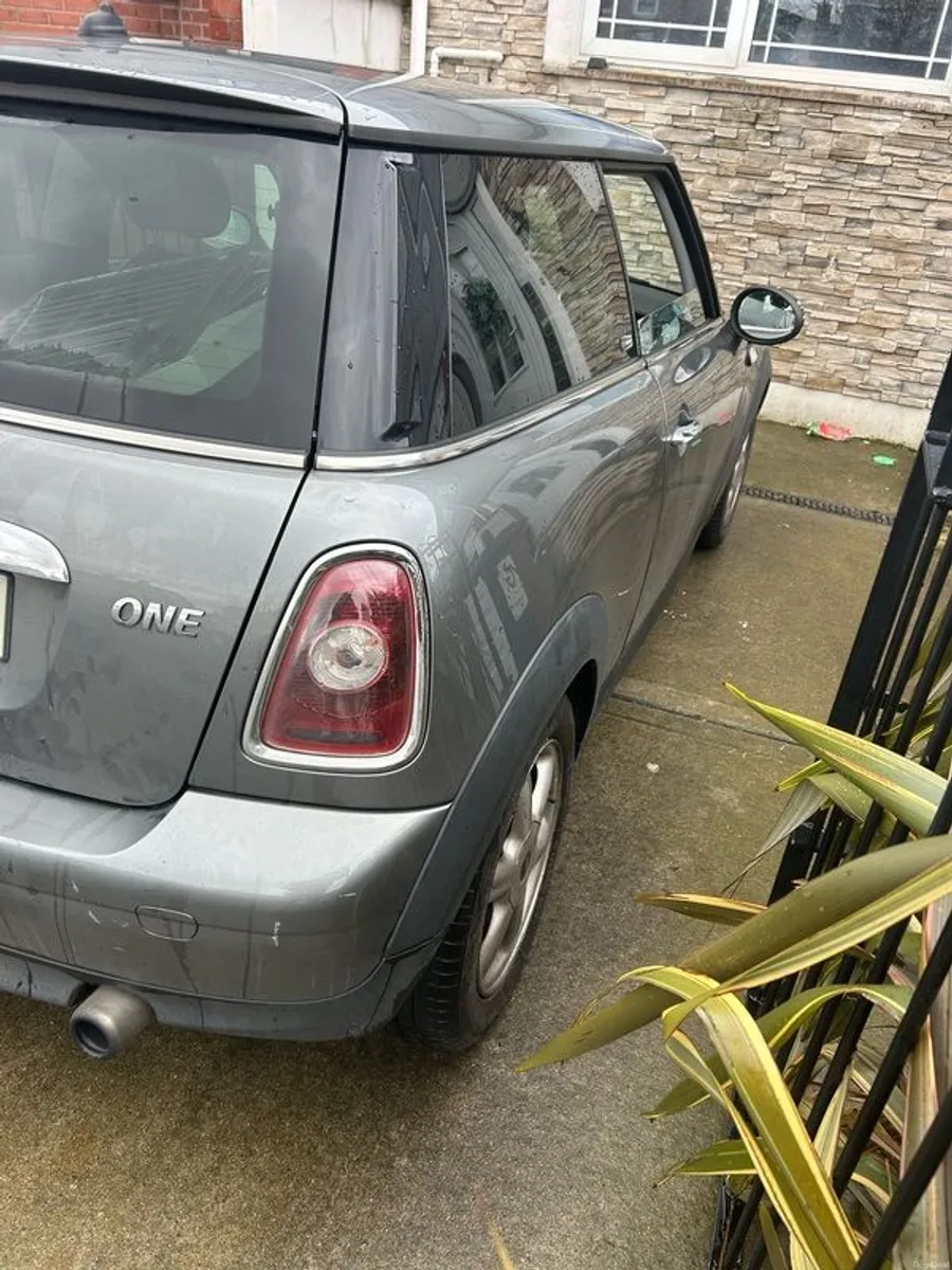2009 Mini One - Image 2