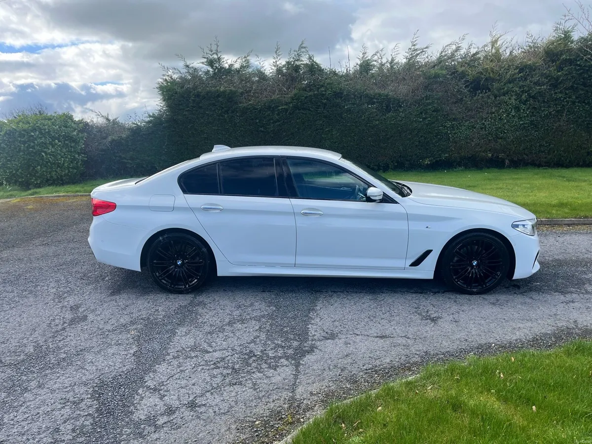 2017 BMW 520D - Image 2