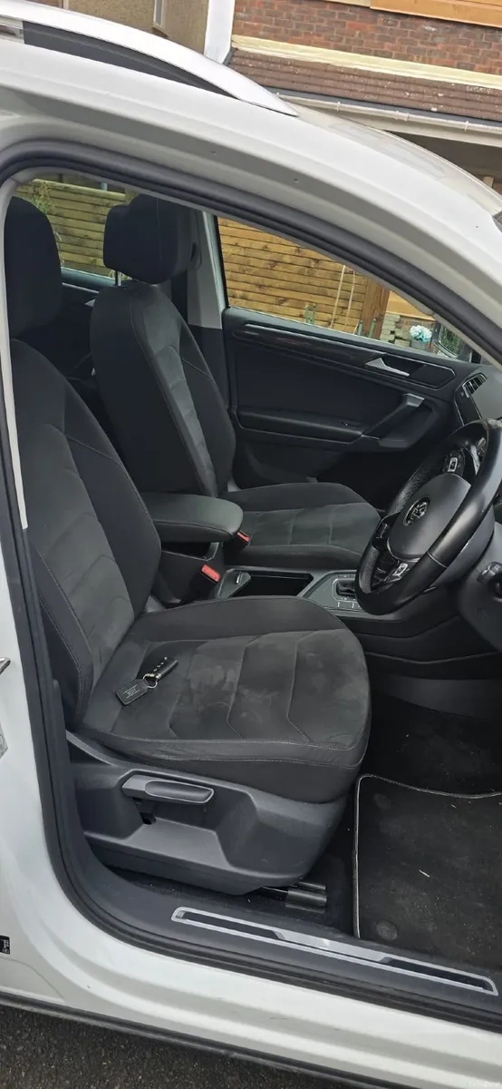 Volkswagen Tiguan 2017 - Image 4