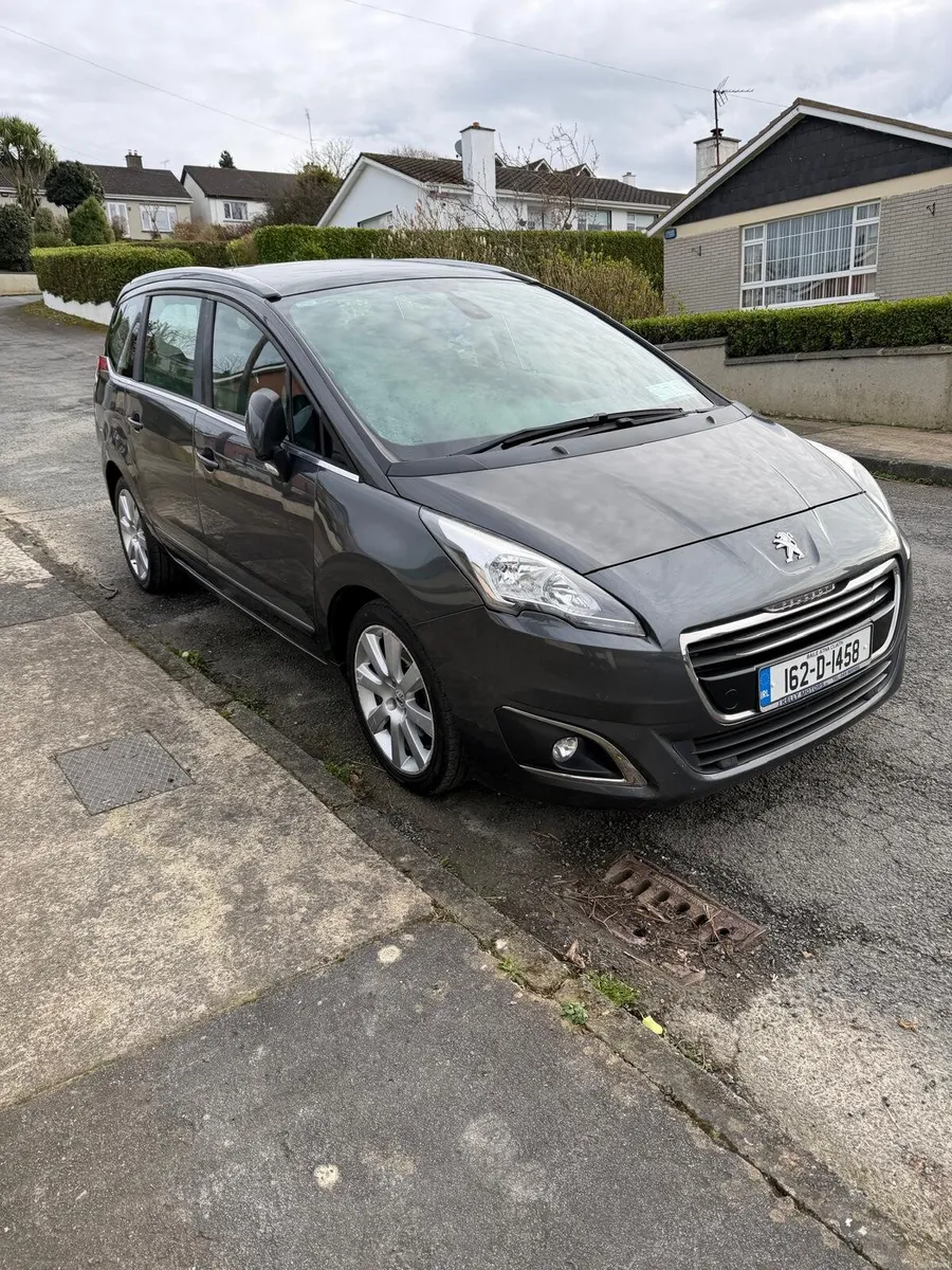 Peugeot 5008 Avtomatic - Image 1