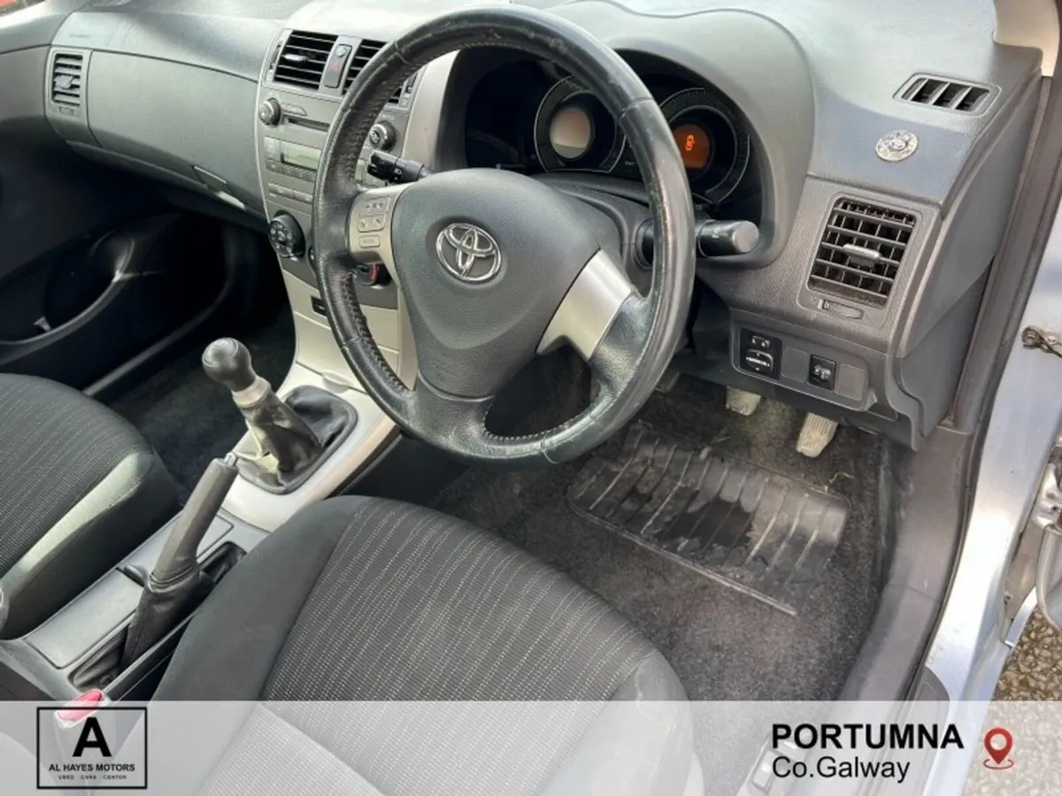 Toyota Corolla 1.4 VVT-i 4Dr Luna - Image 6
