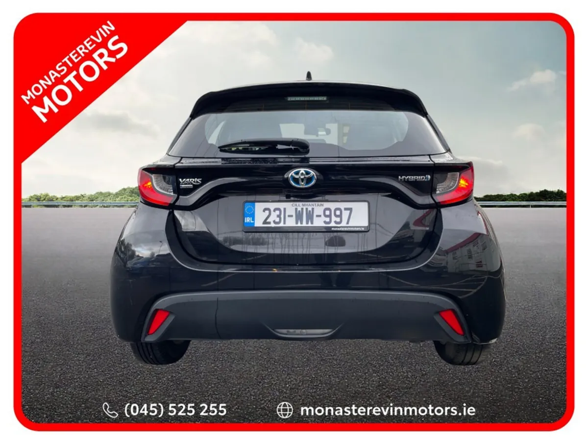 Toyota Yaris 1.5 HYBRID LUNA 4DR AUTO - Image 4