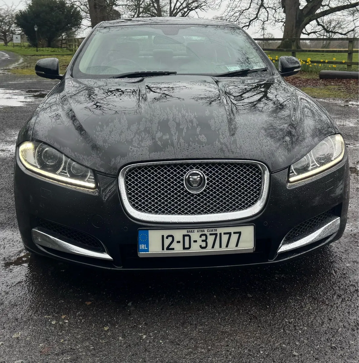 2012 JAGUAR XF 2.2 DIESEL - Image 4