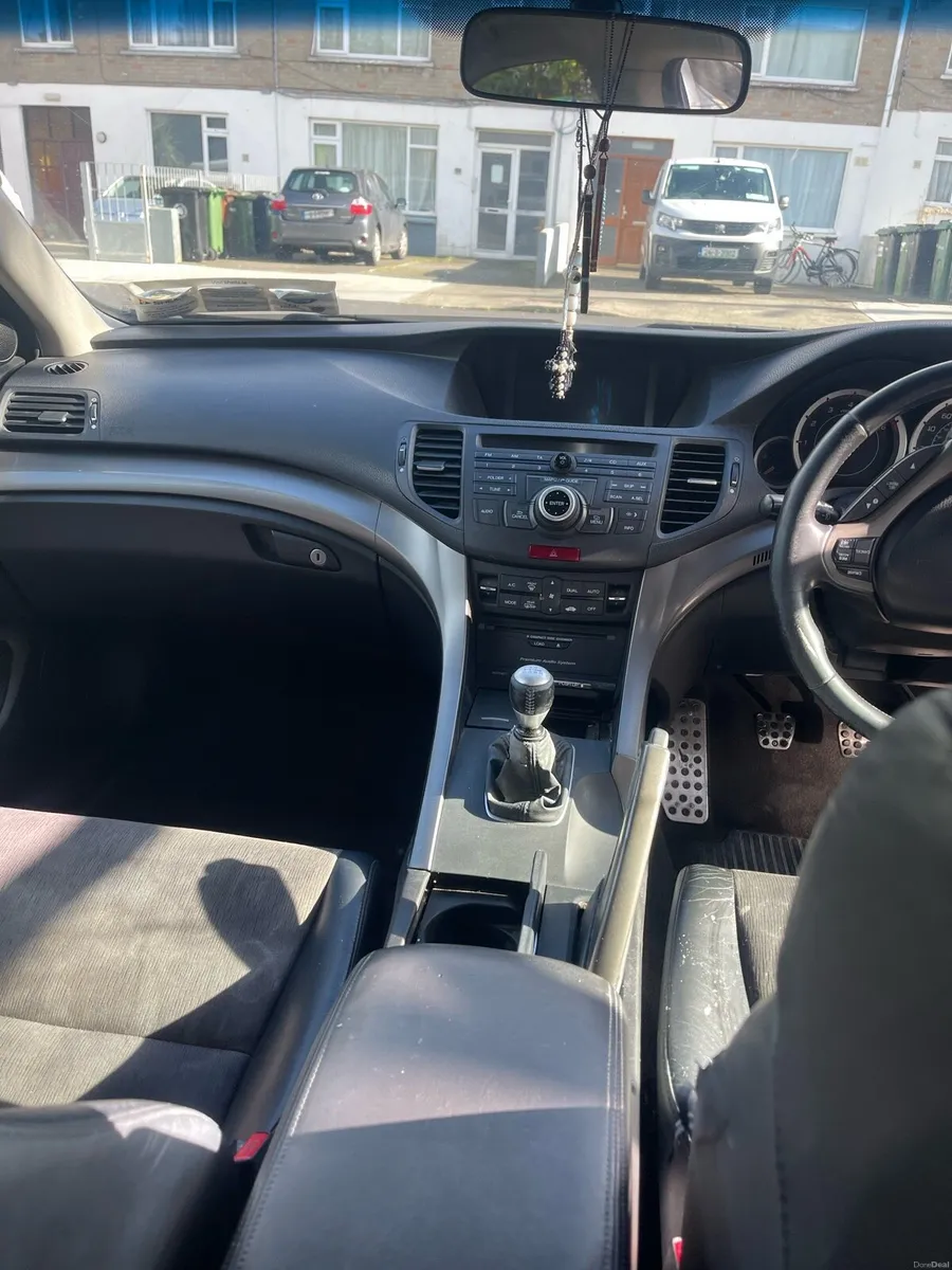 Honda Acord - Image 2