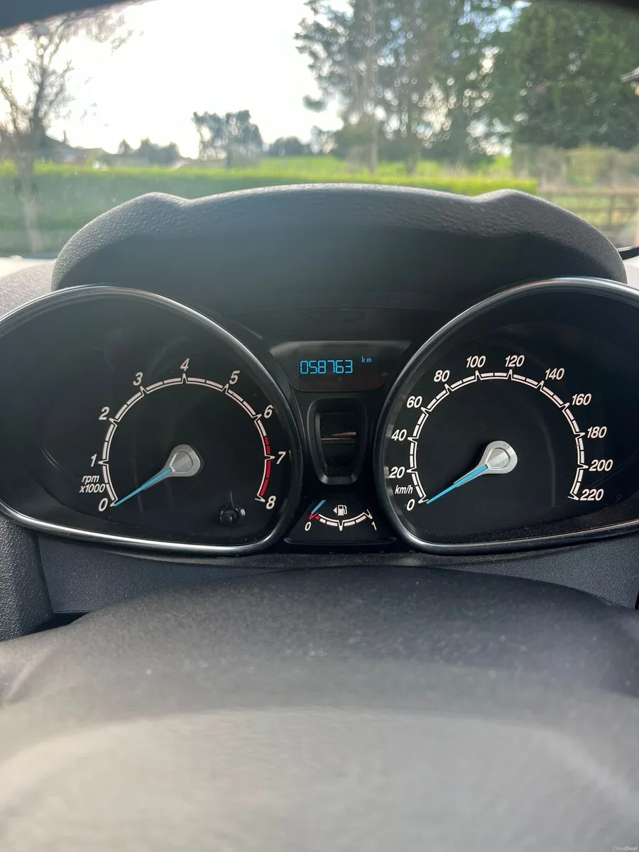 Ford Fiesta Zetac - Image 2