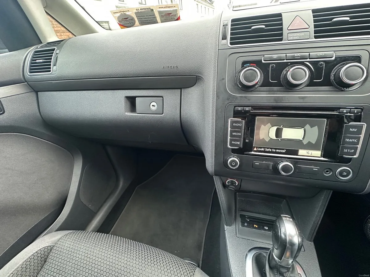Volkswagen Touran 2014 - Image 4