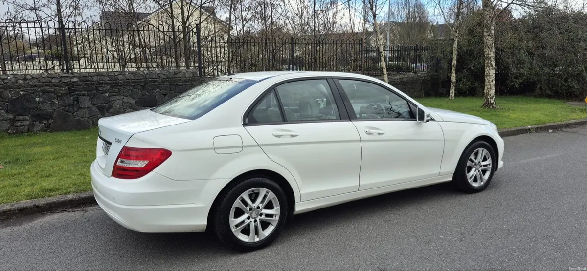13 Mercedes C Series AUTO New NCT - Image 4