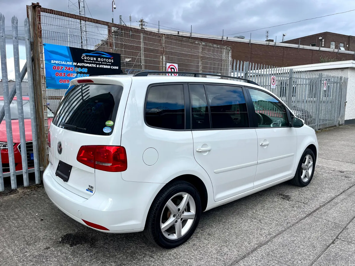 Volkswagen Touran Automatic 7 seater - Image 4