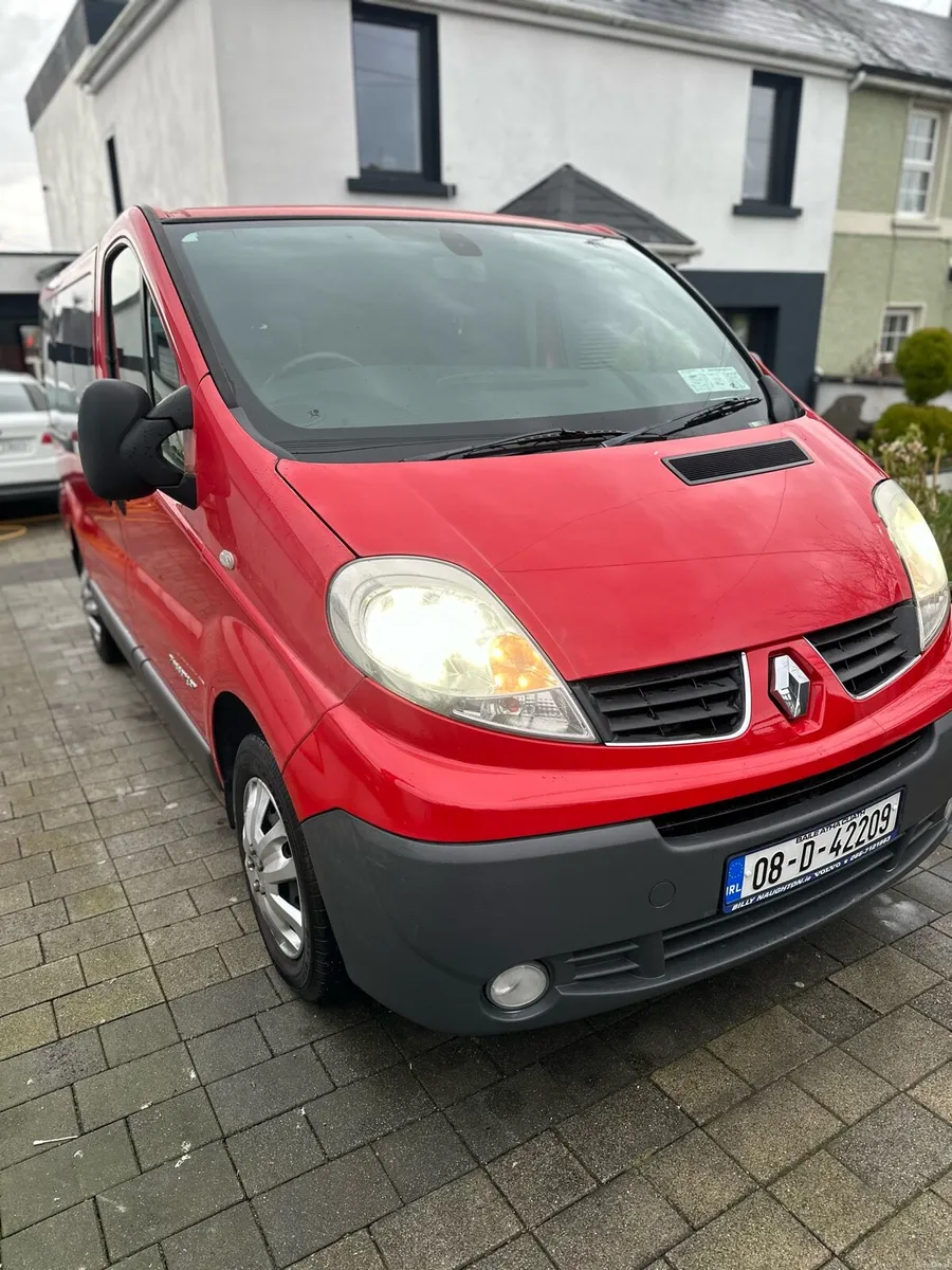 Renault traffic passenger 8+1 - Image 2