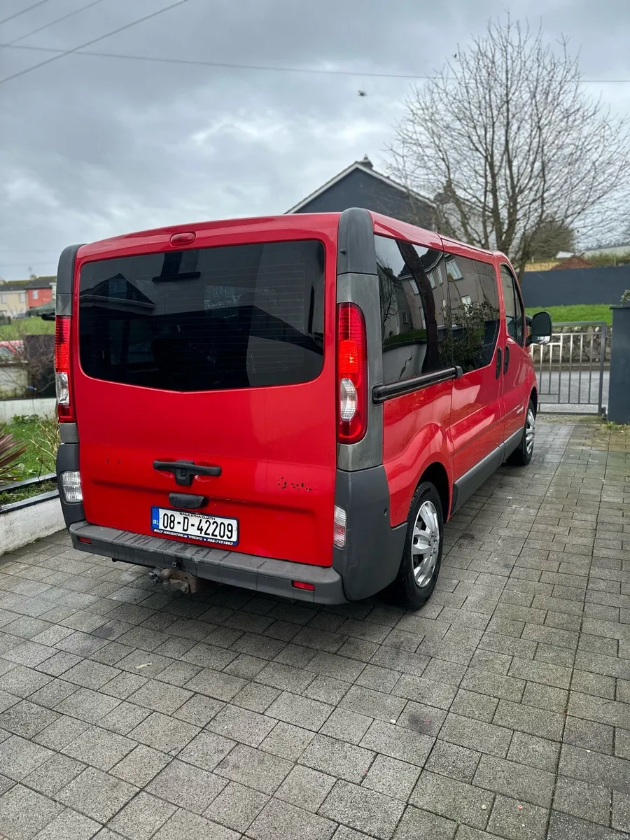 Renault traffic passenger 8+1 - Image 4