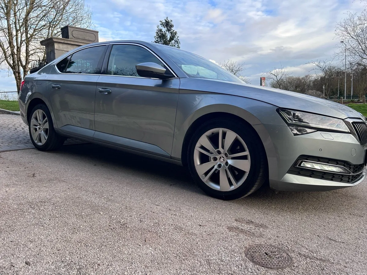 Skoda superb - Image 4
