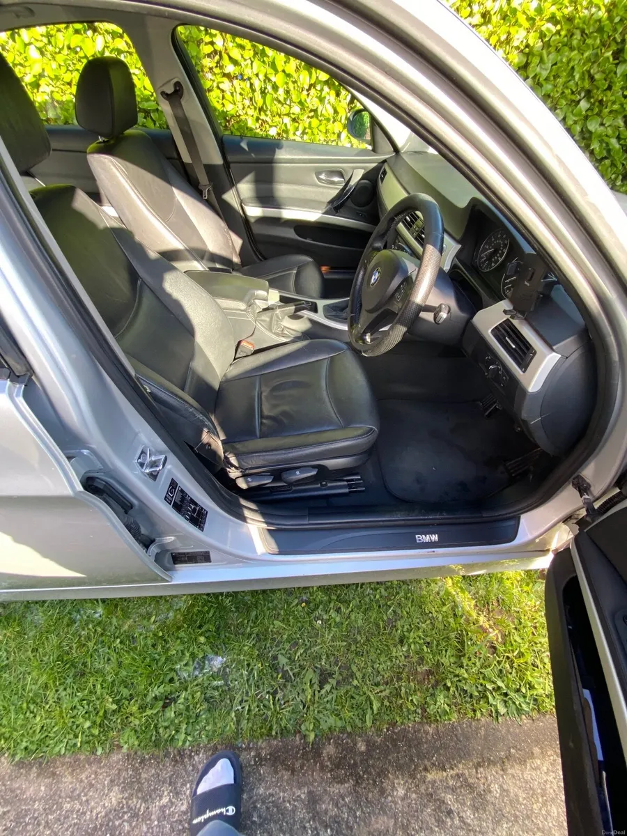 BMW 3-Series 2008 - Image 4