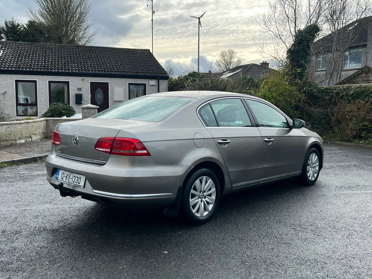 2011 Volkswagen Passat 1.6 Diesel NCT 8/26 and TAX - Image 2