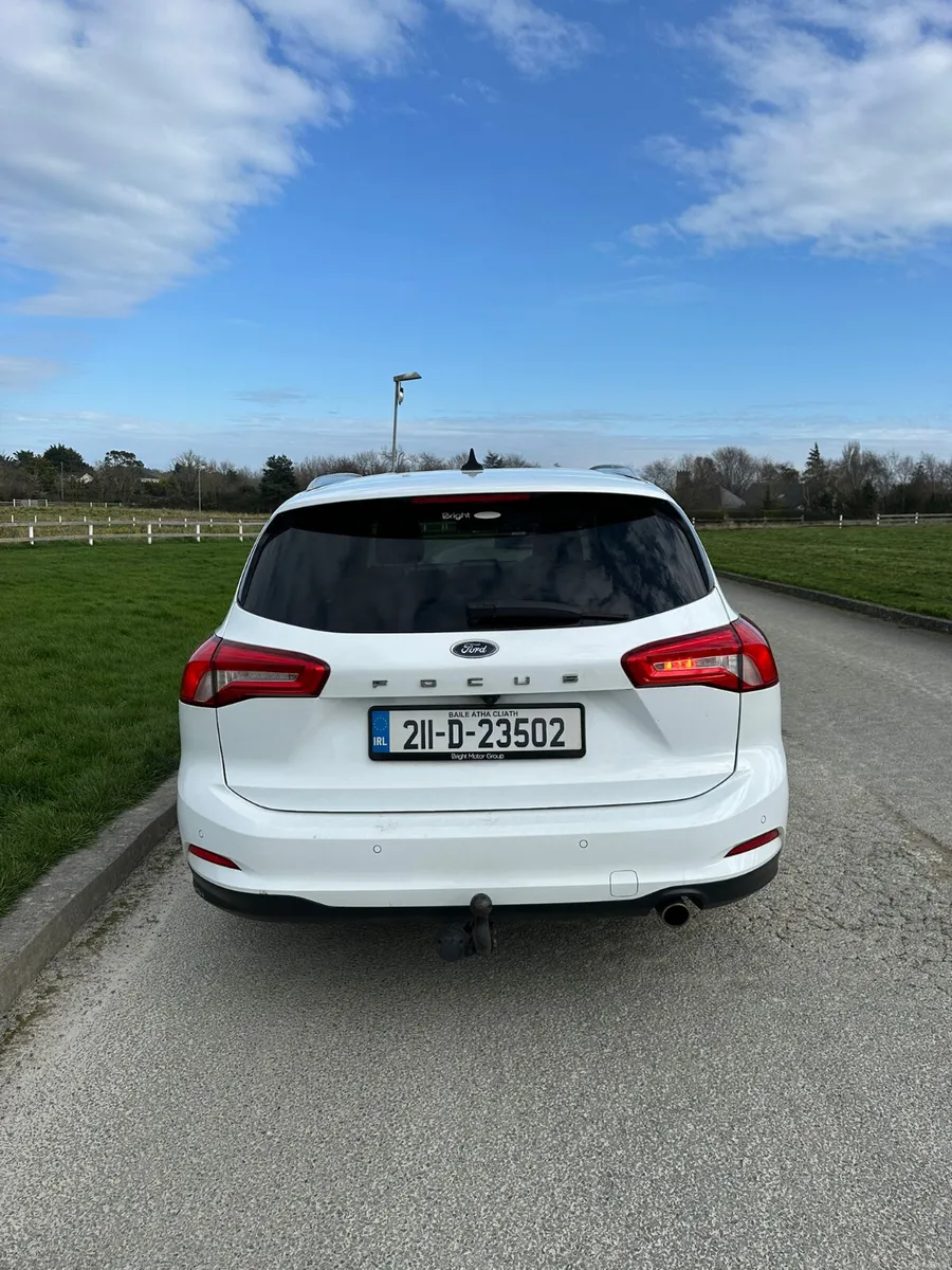 Ford Focus 2021 Nct 3/2027 - Image 3
