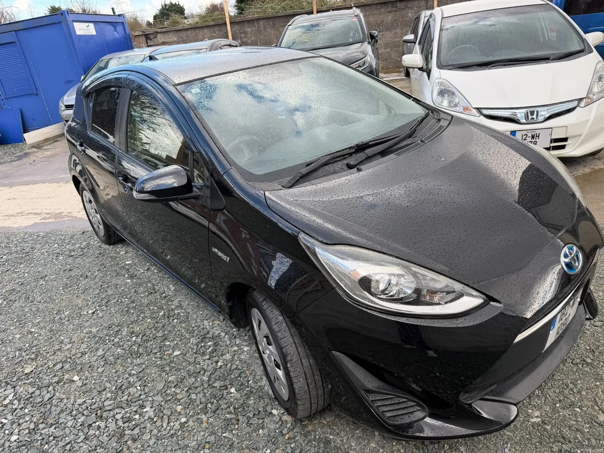 Toyota Aqua 2018 * LOW MILEAGE* FULL SPEC - Image 4