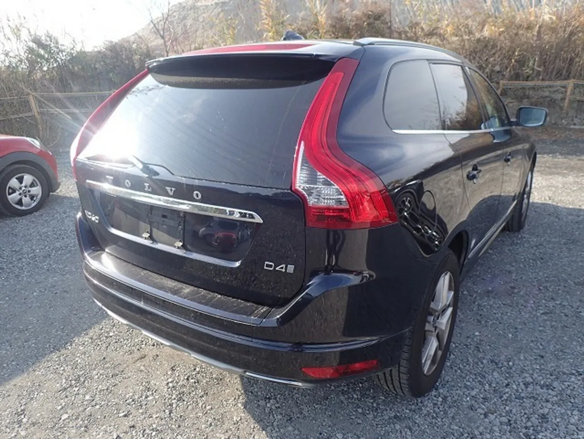 Volvo XC60 2.0 D4 DIESEL SE LUXURY PREMIUM AUTO ** - Image 2