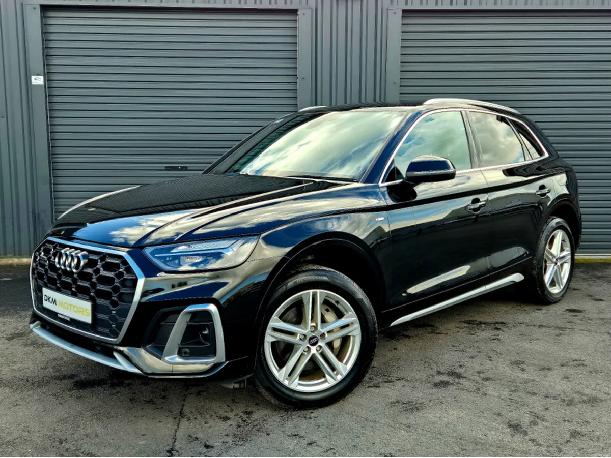 Audi Q5 S LINE 50 TFSI E HYBRID QUATTRO - Image 3