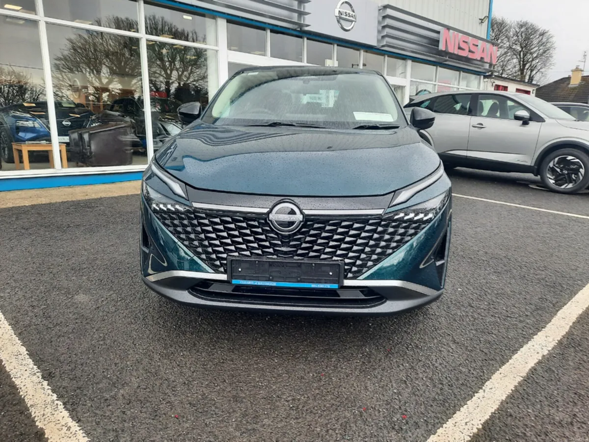 Nissan Qashqai 1.3 HYB SV - Image 2