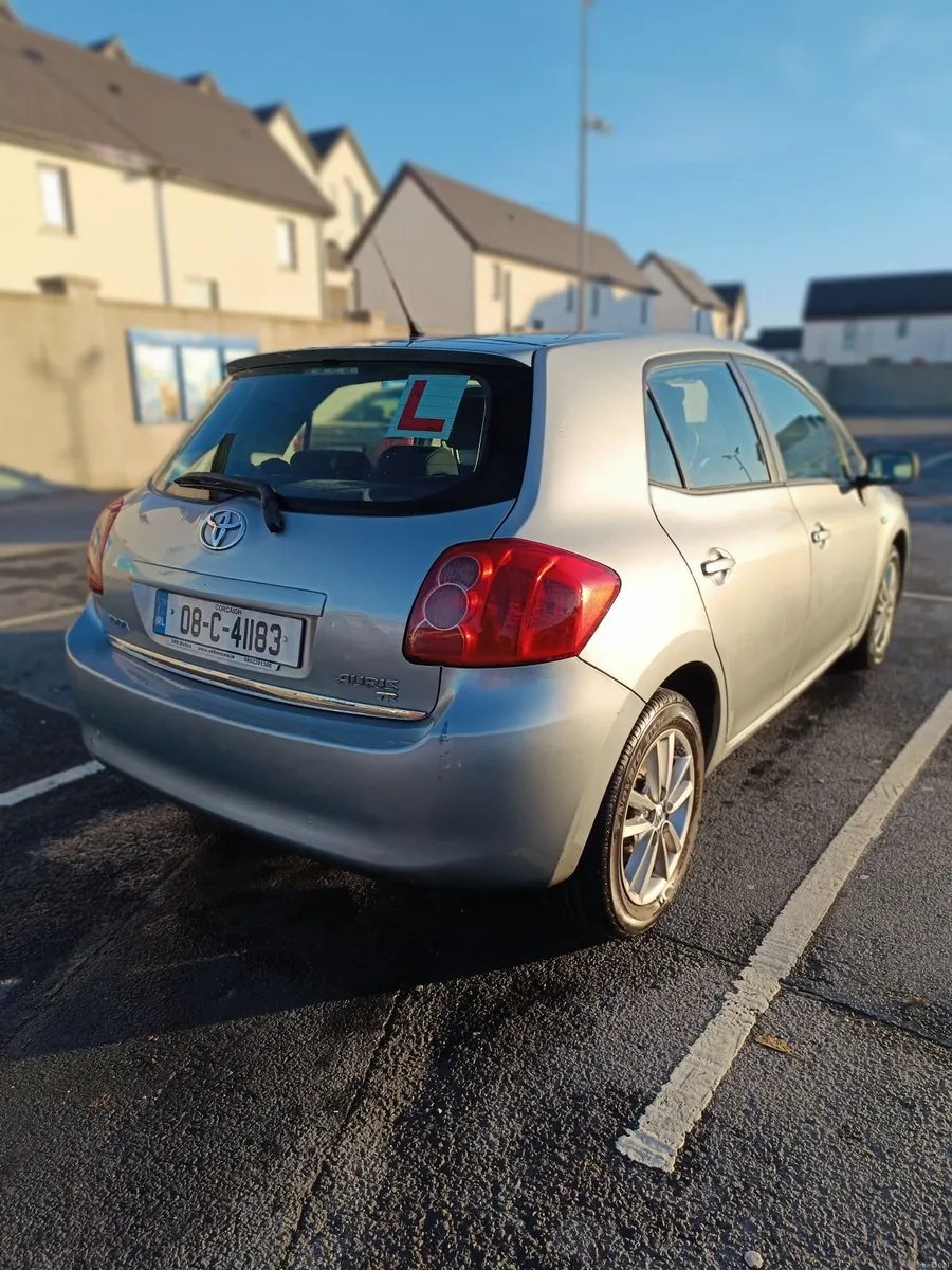 Toyota Auris 2008 - Image 4