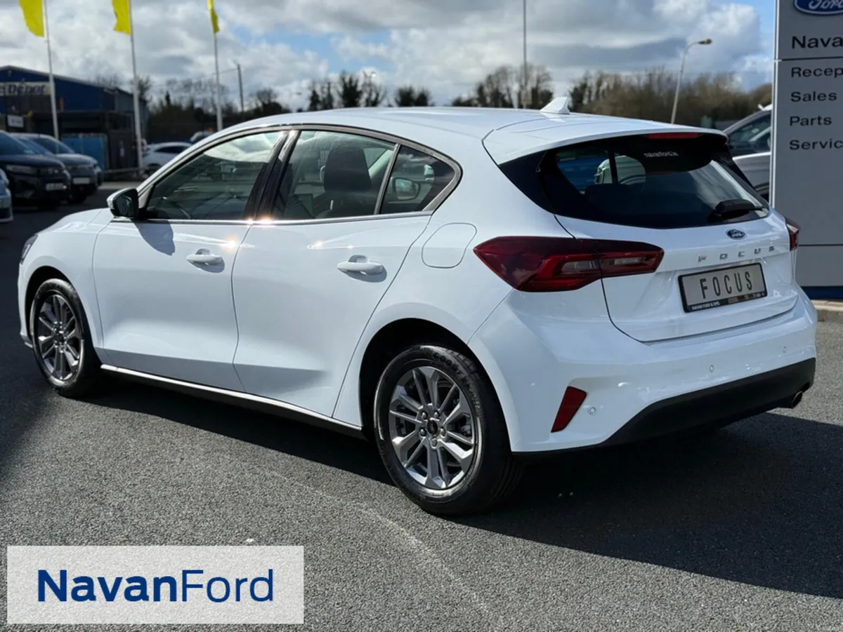 Ford Focus TITANIUM 1.0L ECOBOOST - Image 5